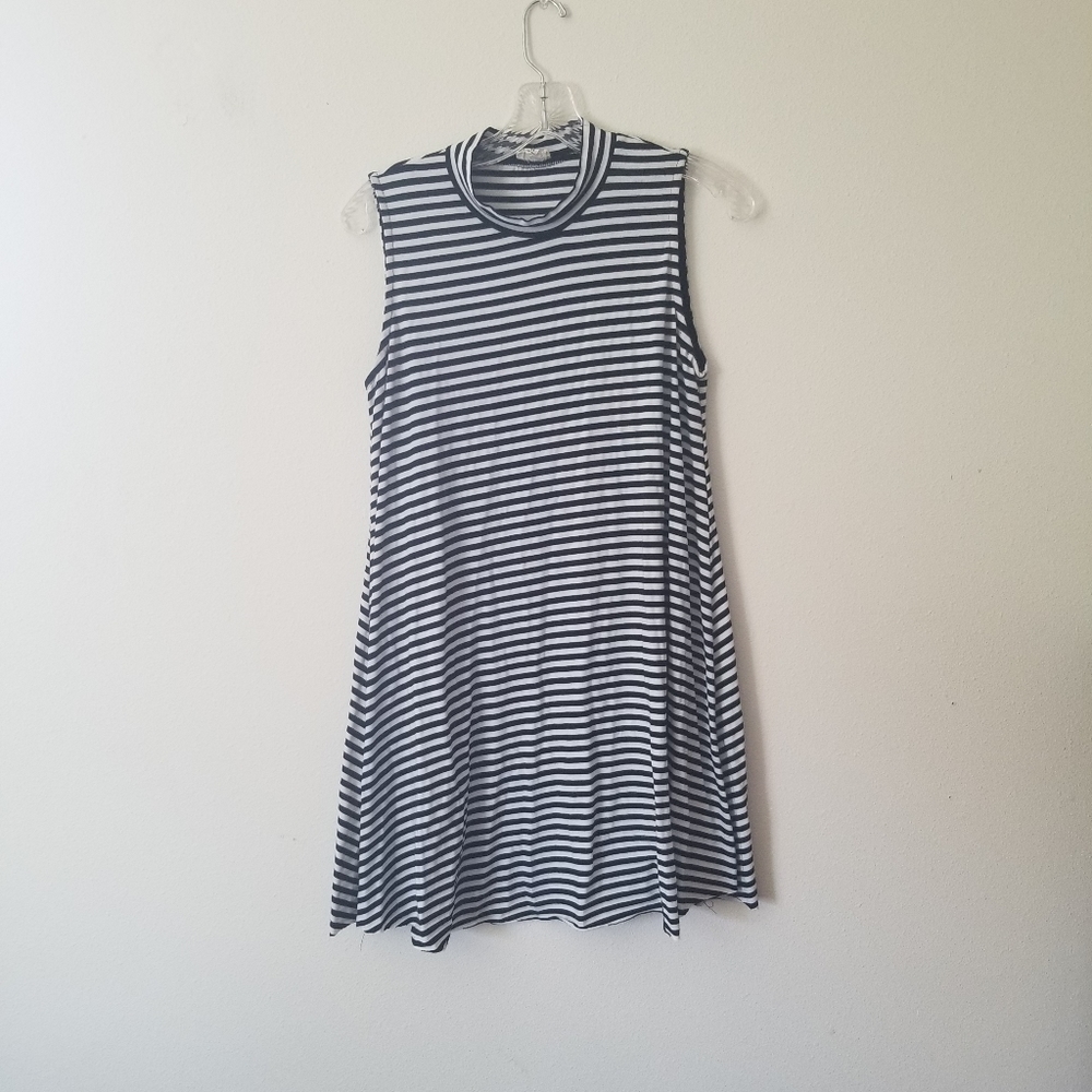 Black and white dress